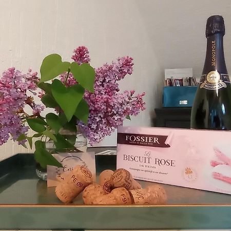 איי-שמפני Le Cocon Appartement Proche Epernay Et Maisons De Champagne מראה חיצוני תמונה